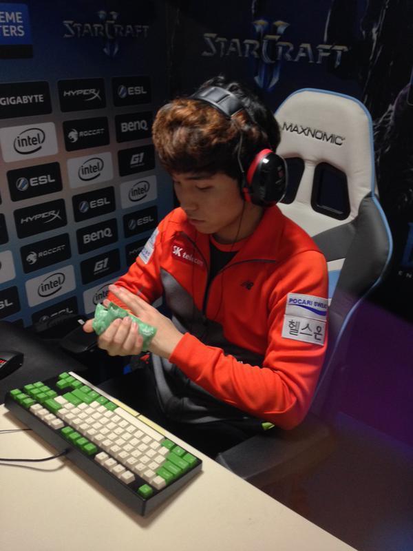 广州TTG送上新年祝福：新年夜来了，好运来了！T Zai和所有的小伙伴们新年夜快乐